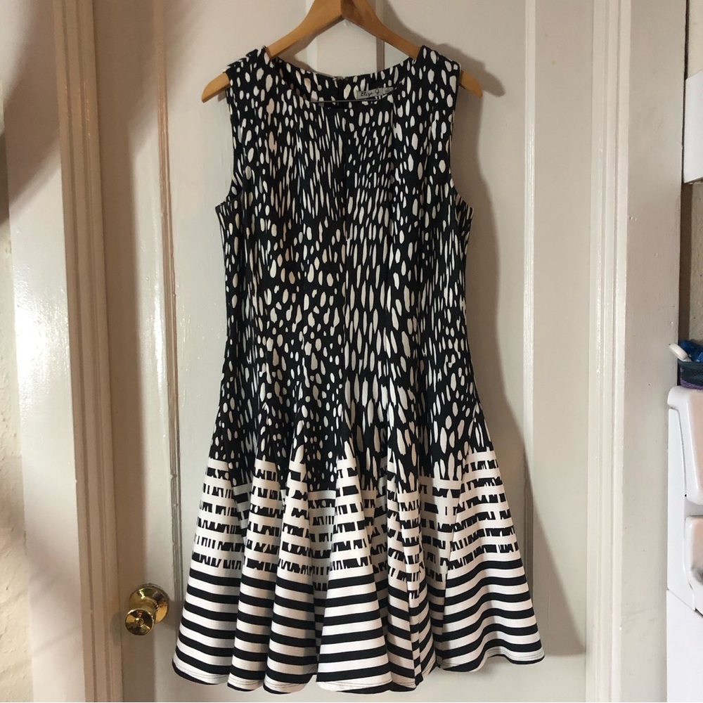 Eliza J Patterned Flare Hem Sleeveless Dress Size 14